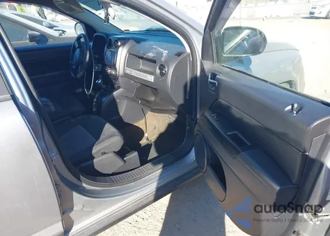 2015 Jeep Compass Sport из США, поврежденный, VIN 1C4NJDBB7FD135390